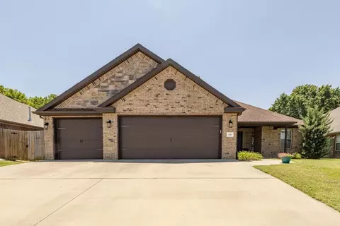 1510 Kelley Dr, Rogers, AR 72756