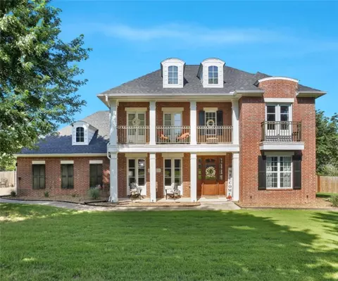 13511 Meadow Rdg, Fayetteville, AR 72704