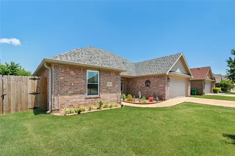 1251 Coventry Ln, Centerton, AR 72719 photo 2