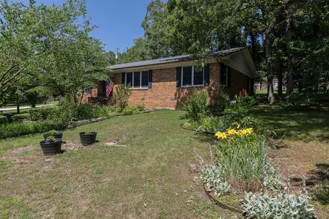 409 Valley Ave, Berryville, AR 72616