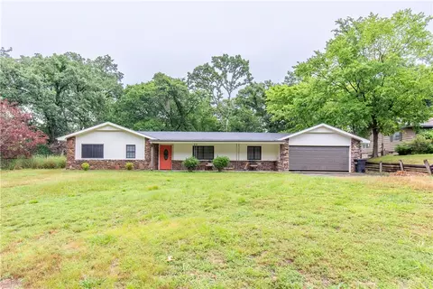 9424 W Grimes Dr, Rogers, AR 72756