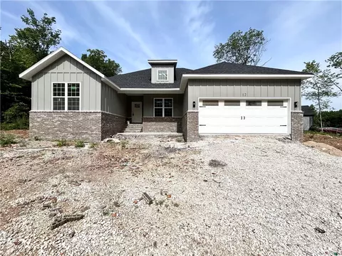 12 Kirkwall Dr, Bella Vista, AR 72715