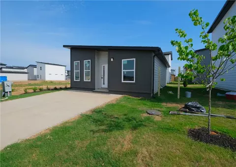 920 Illinois Ave, Centerton, AR 72719
