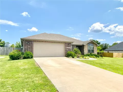3491 Gracie Dr, Lowell, AR 72745