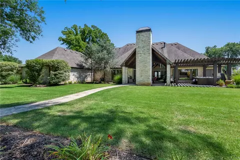 4000 SW 4th St, Bentonville, AR 72712