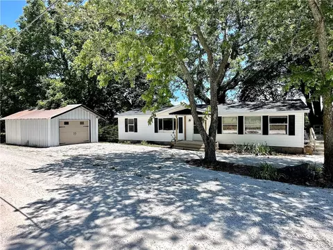 15617 Corinth Rd, Garfield, AR 72732