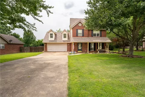 1204 Deerfield Mdw, Siloam Springs, AR 72761