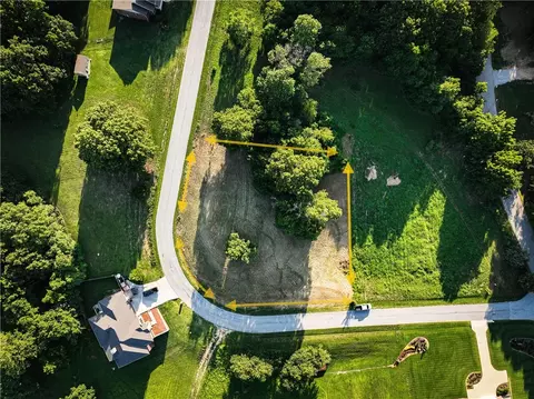 15 Parkridge Drive, Springdale, AR 72765