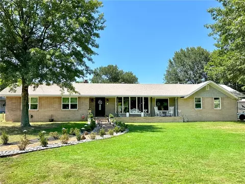 608 Skyline Dr, Van Buren, AR 72956