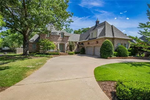 2990 Willow Bend Cir, Springdale, AR 72762