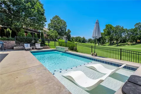 5418 Turnberry Rd, Rogers, AR 72758