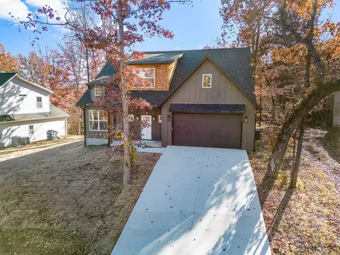 2 Bingley Ln, Bella Vista, AR 72714