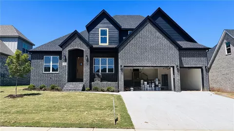 5910 SW Twining Rd, Bentonville, AR 72713