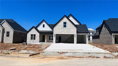 5902 SW Twining Rd, Bentonville, AR 72713
