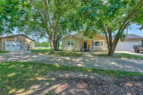 1901 Little Flock Dr, Rogers, AR 72756