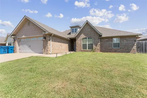 3200 Briar Creek Ave, Bentonville, AR 72712