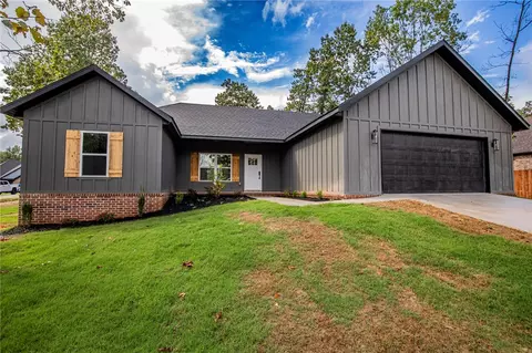 14 Eastleigh Cir, Bella Vista, AR 72714