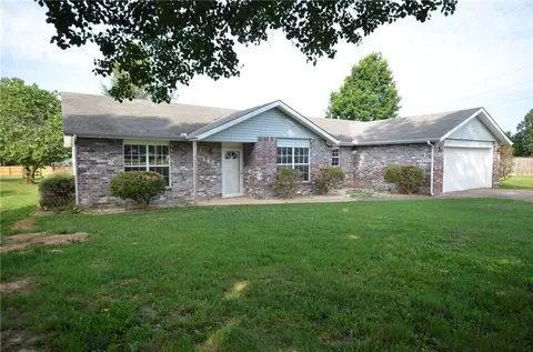 1423 Kay Lynn Cir, Pea Ridge, AR 72751