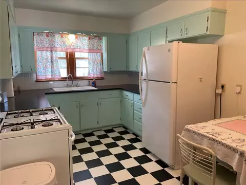 1417 W Poplar St, Rogers, AR 72758