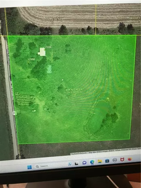 17050 Ditmars Rd, Prairie Grove, AR 72753