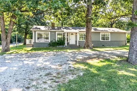 1358 N Lewis Ave, Fayetteville, AR 72703