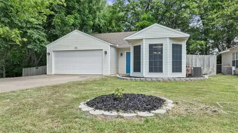 1306 Spring St, Bentonville, AR 72712