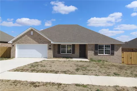 1020 Vista St, Gentry, AR 72734