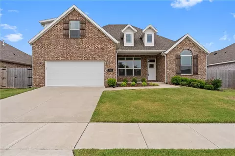 2680 S Cobalt Ave, Fayetteville, AR 72701
