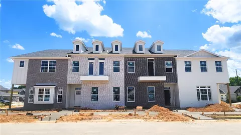 2913 SW Arlington Blvd, Bentonville, AR 72712