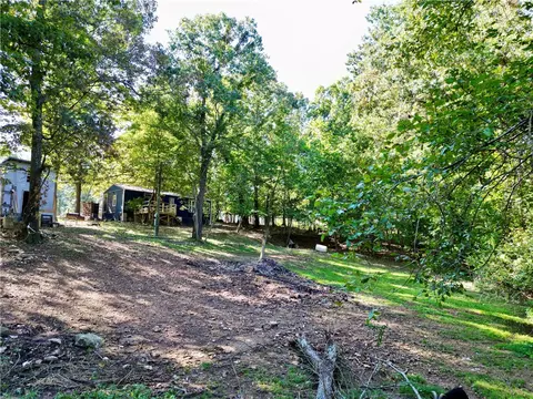13456 Persimmon Ln, Fayetteville, AR 72704