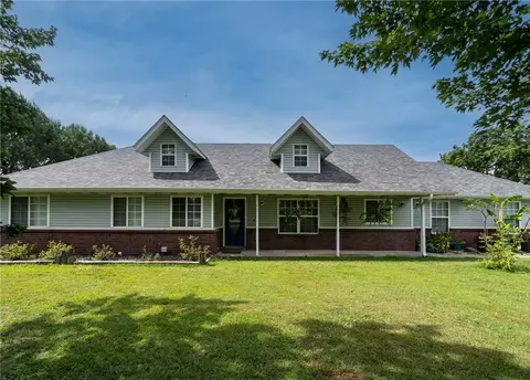 23276 W Hwy 12, Gentry, AR 72734
