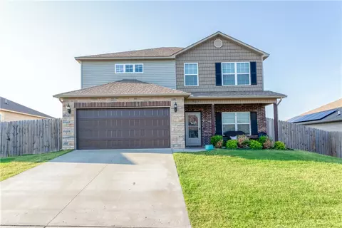 2302 Maplewood Ave, Lowell, AR 72745