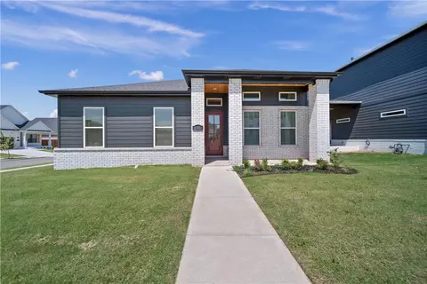 6306 SW Prism Path St, Bentonville, AR 72713