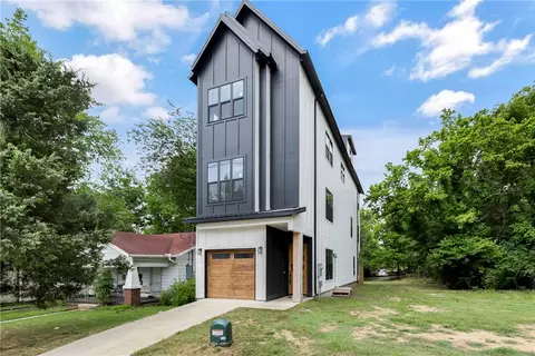 307 S School Ave, Fayetteville, AR 72701