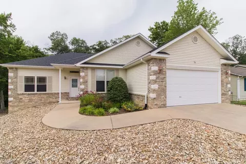 26 Merritt Dr, Bella Vista, AR 72714