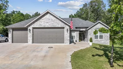 19 Ruthwell Dr, Bella Vista, AR 72715