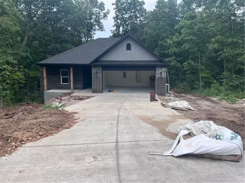 23 Lerwick Ln, Bella Vista, AR 72715