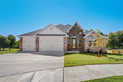 340 Bequette Ln, Centerton, AR 72719