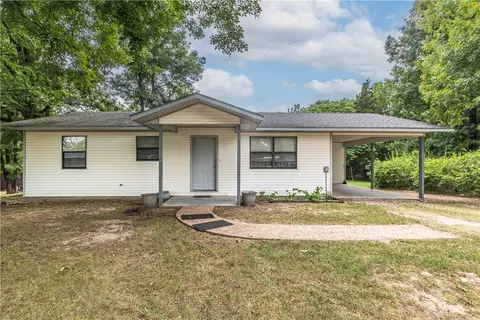 78 Kings Hl, Berryville, AR 72616