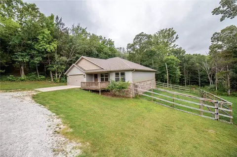 11871 Greasy Valley Rd, Prairie Grove, AR 72753