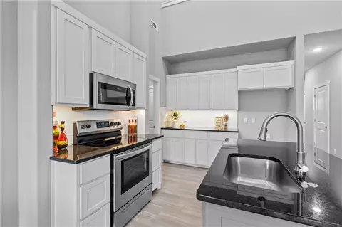 651 Sun Meadows Loop, Centerton, AR 72719 photo 8