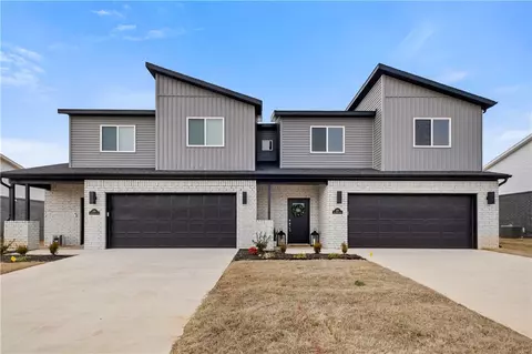 651 Sun Meadows Loop, Centerton, AR 72719 photo 3