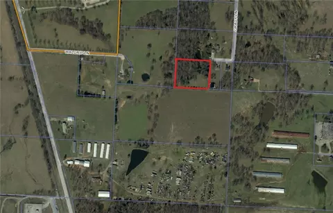 Grady Lane, Decatur, AR 72722