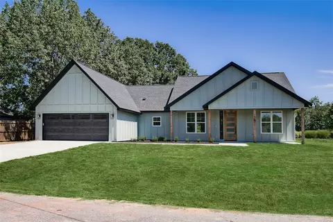 5 Dunipace Dr, Bella Vista, AR 72715