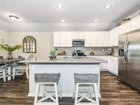 981 S Brambling Ln, Fayetteville, AR 72701