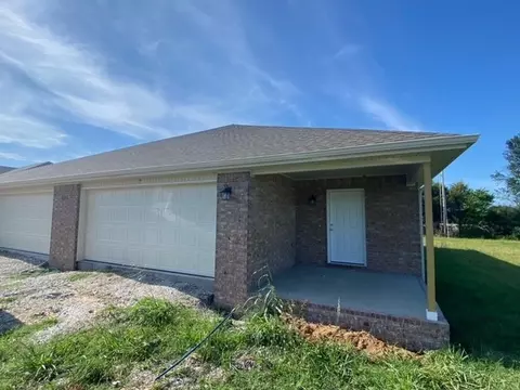 961 Remington Drive #A & B, Springdale, AR 72764