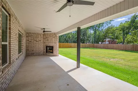 1205 Oak Bend Loop, Springdale, AR 72762 photo 5