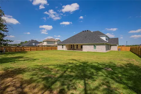 1205 Oak Bend Loop, Springdale, AR 72762 photo 4