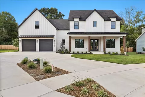 2036 Dutton Pl, Fayetteville, AR 72703