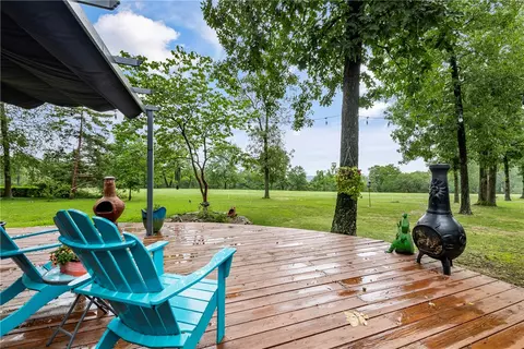 1 Hillcrest Dr, Holiday Island, AR 72631